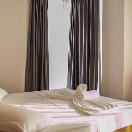 Hotel Besani Durres Exterior photo