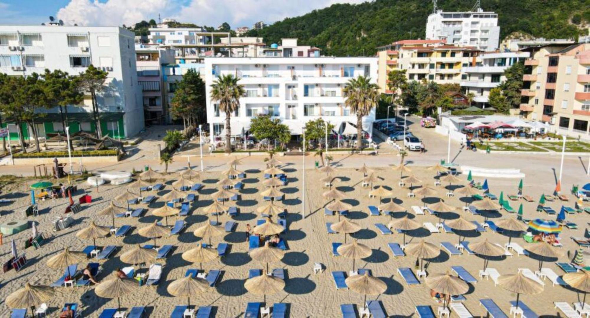 Hotel Besani Durres Exterior photo